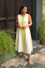 AURELIA V-NECK TUNIC DRESS