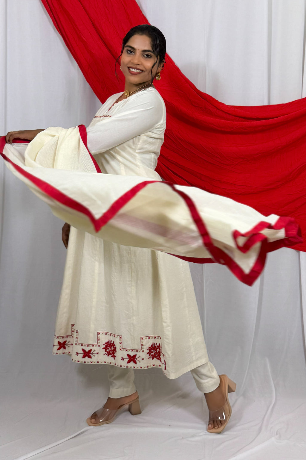 CHETHI BLOOM PANEL CUT ANARKALI SET